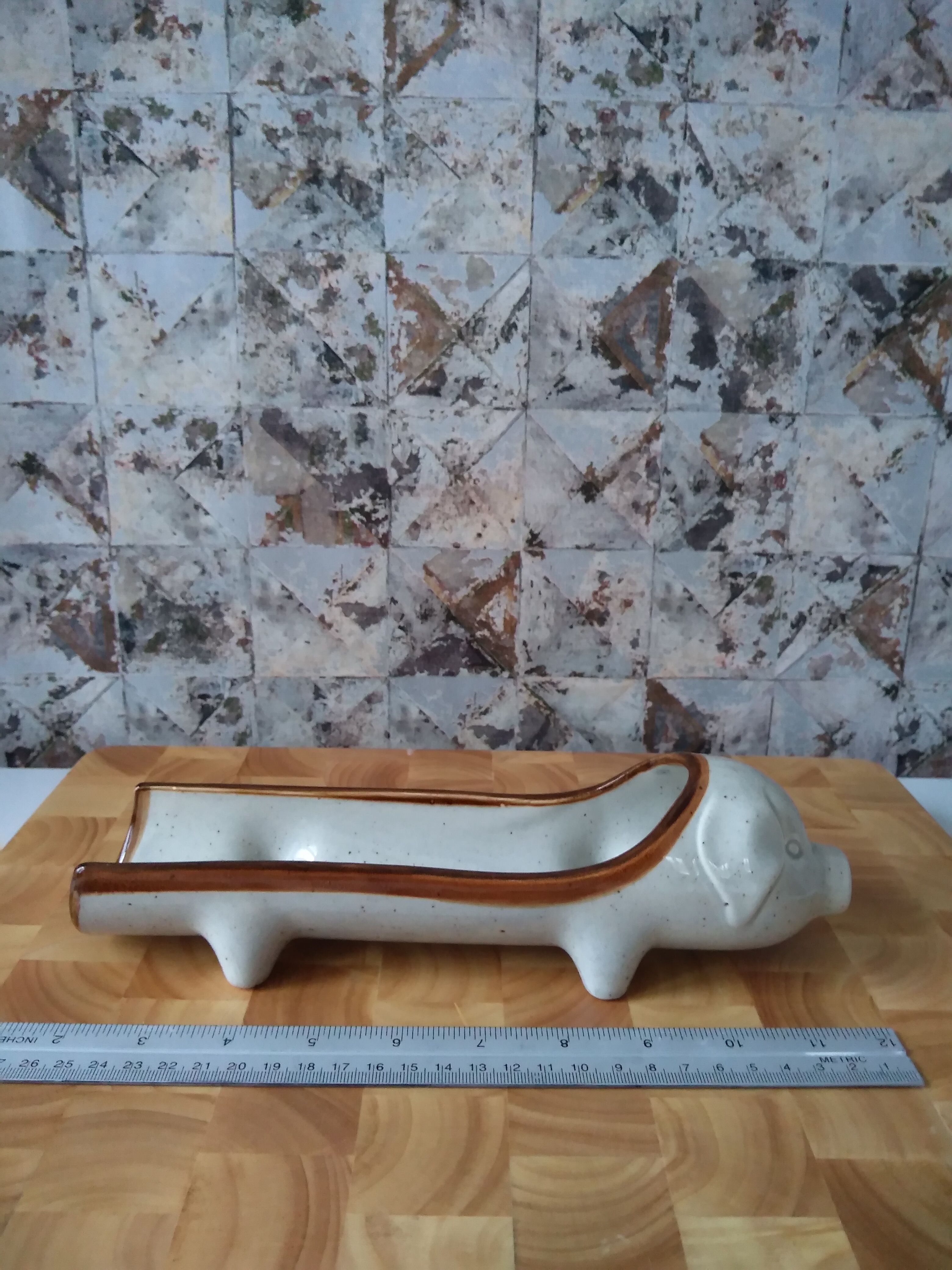 Pig sausage dish in beige and enamelled brown ceramic - aperitif - aperitif