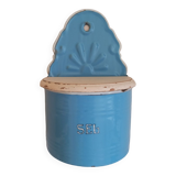 Salt box