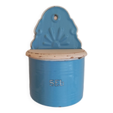 Salt box