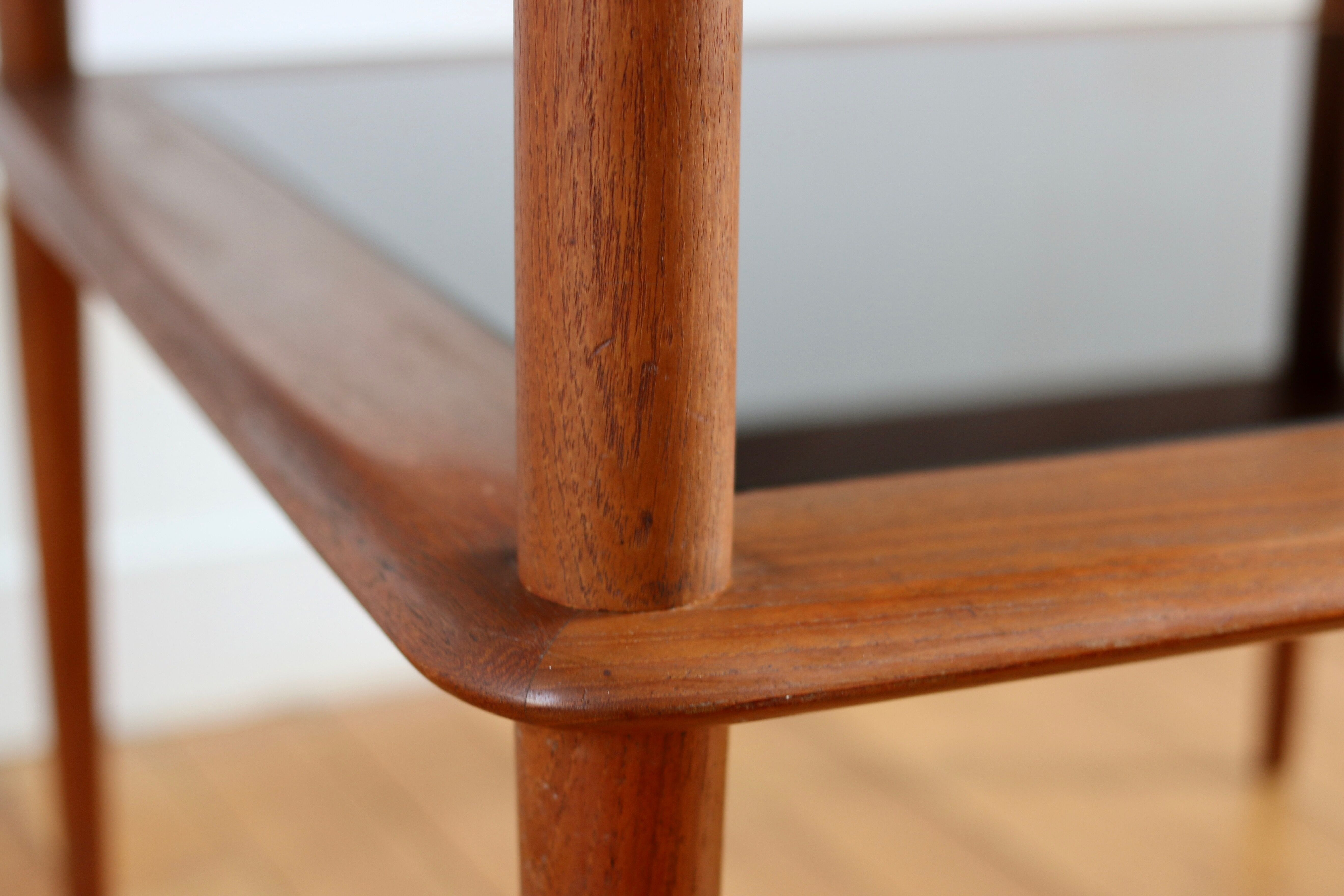 Coffee table angle "Minerva" Peter Hvidt 50s teak