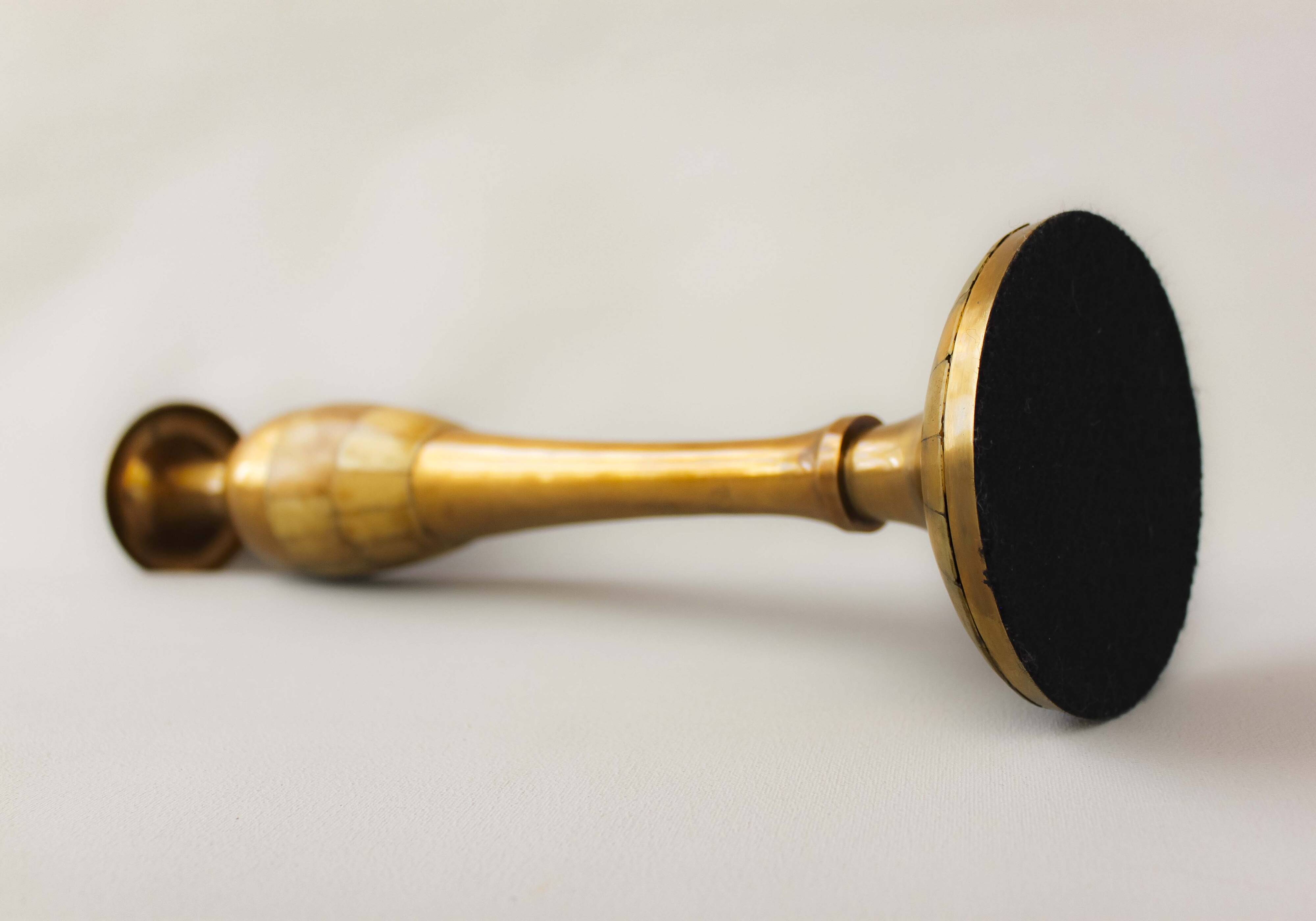 Pair of original bronze candelabros decorated by hand. Porta velas.