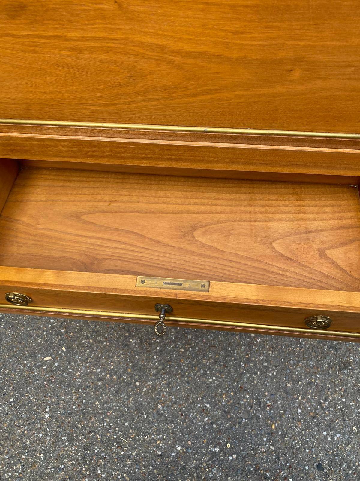 Secretary with drop-leaf in Louis XVI style, made of solid wood and brass, desk/commode.