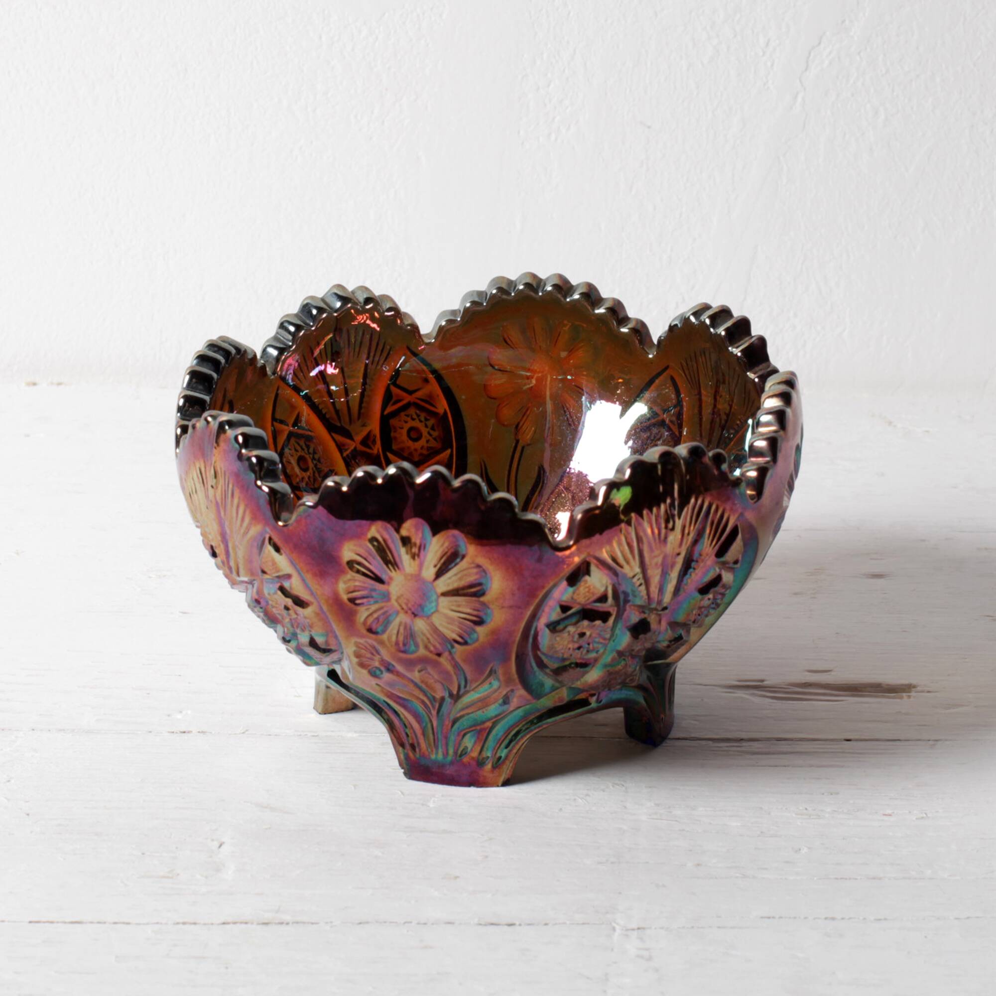 Carnival Glass Bowl / Iridescent Sunk Daisy Pattern / Eda Glasbruk / Sweden