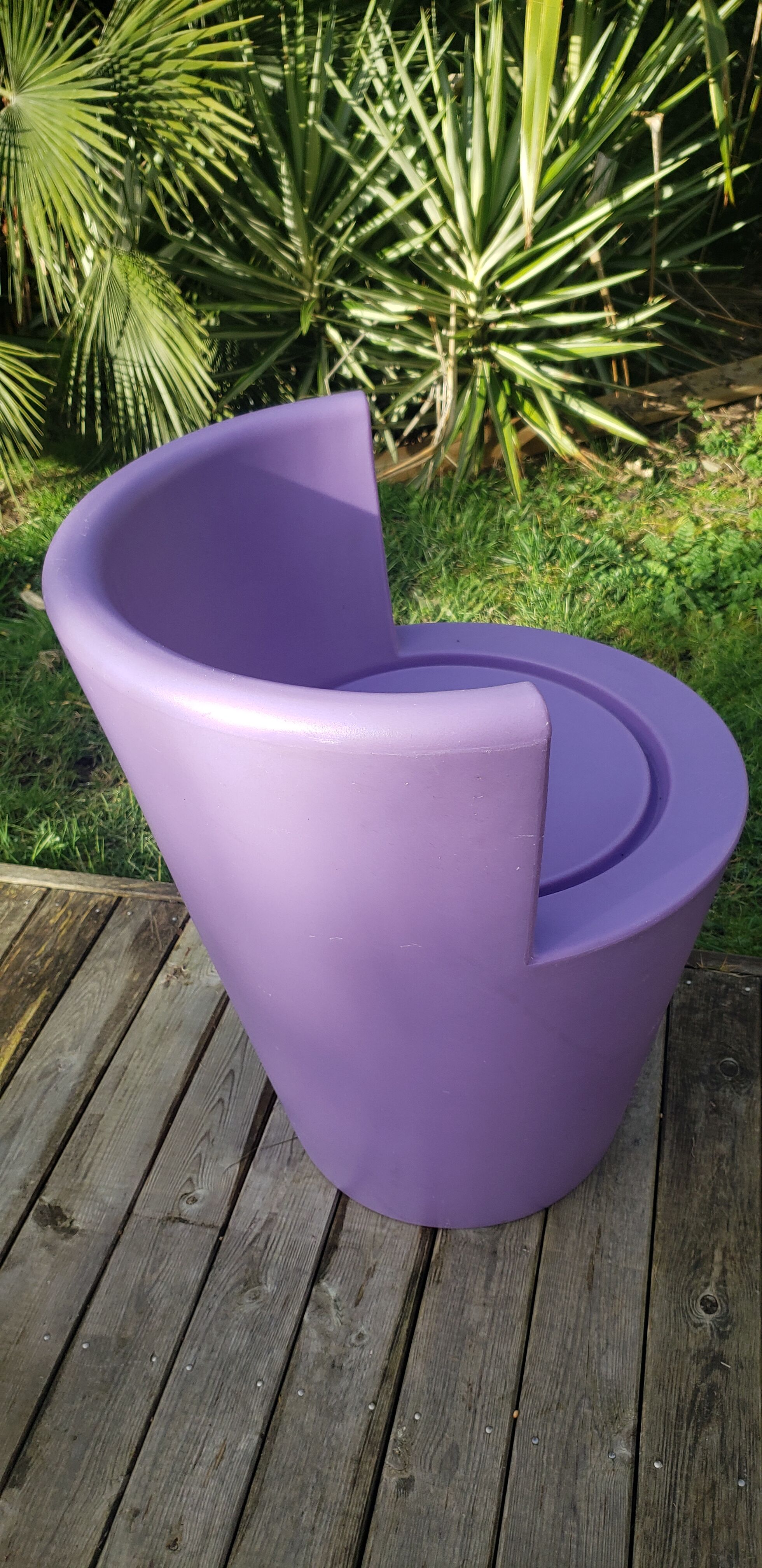 Tube tom dixon armchair