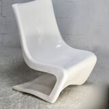 Fauteuil space age en fibre de verre laquée blanche, circa 1970