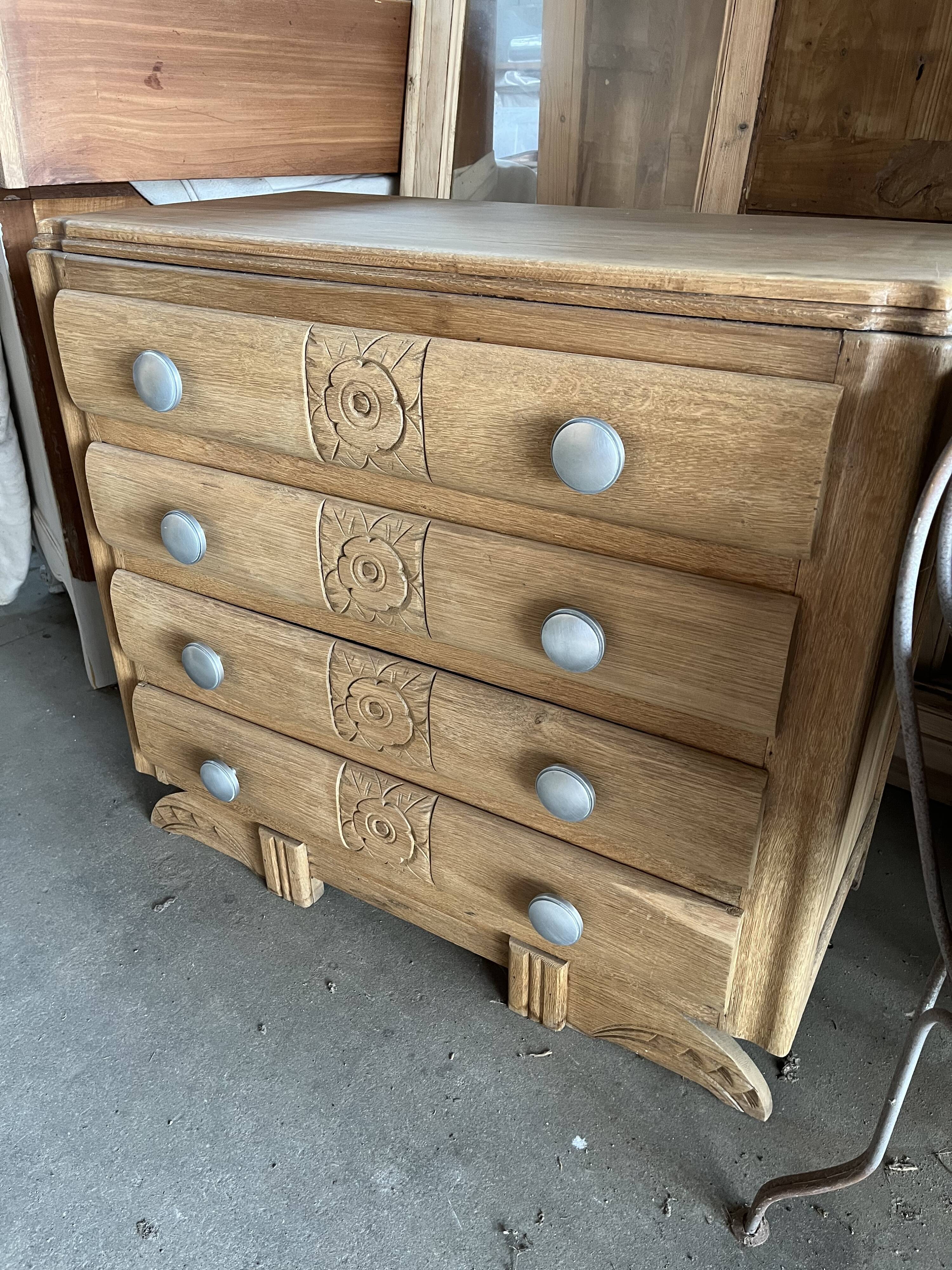 Art Deco chest of drawers