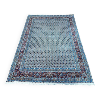 Handmade Persian rug 240cm x 170cm