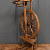 Rouet ancien en bois tourné 1900