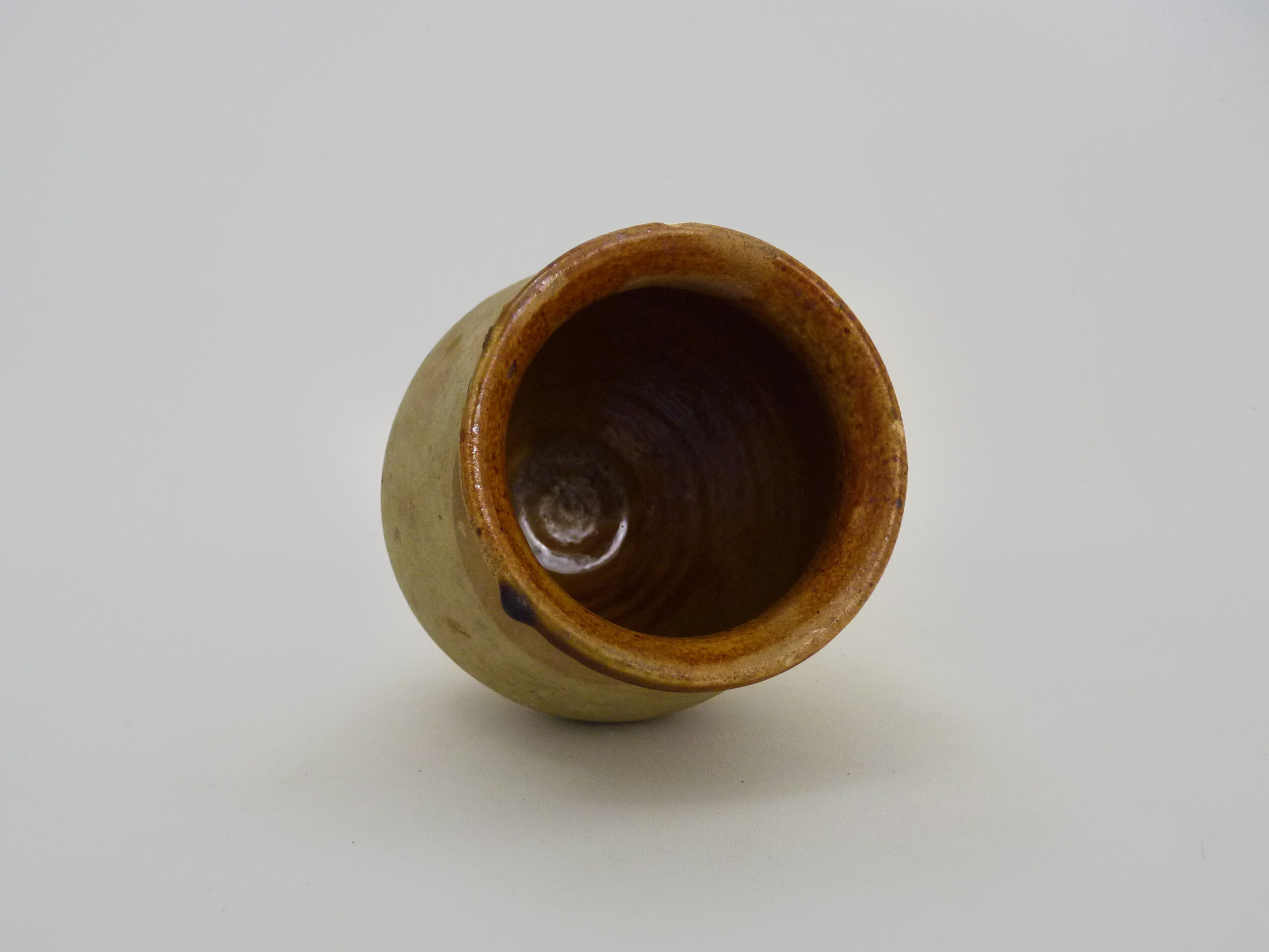 Pot in glazed beige brown terracotta, southwest of the France