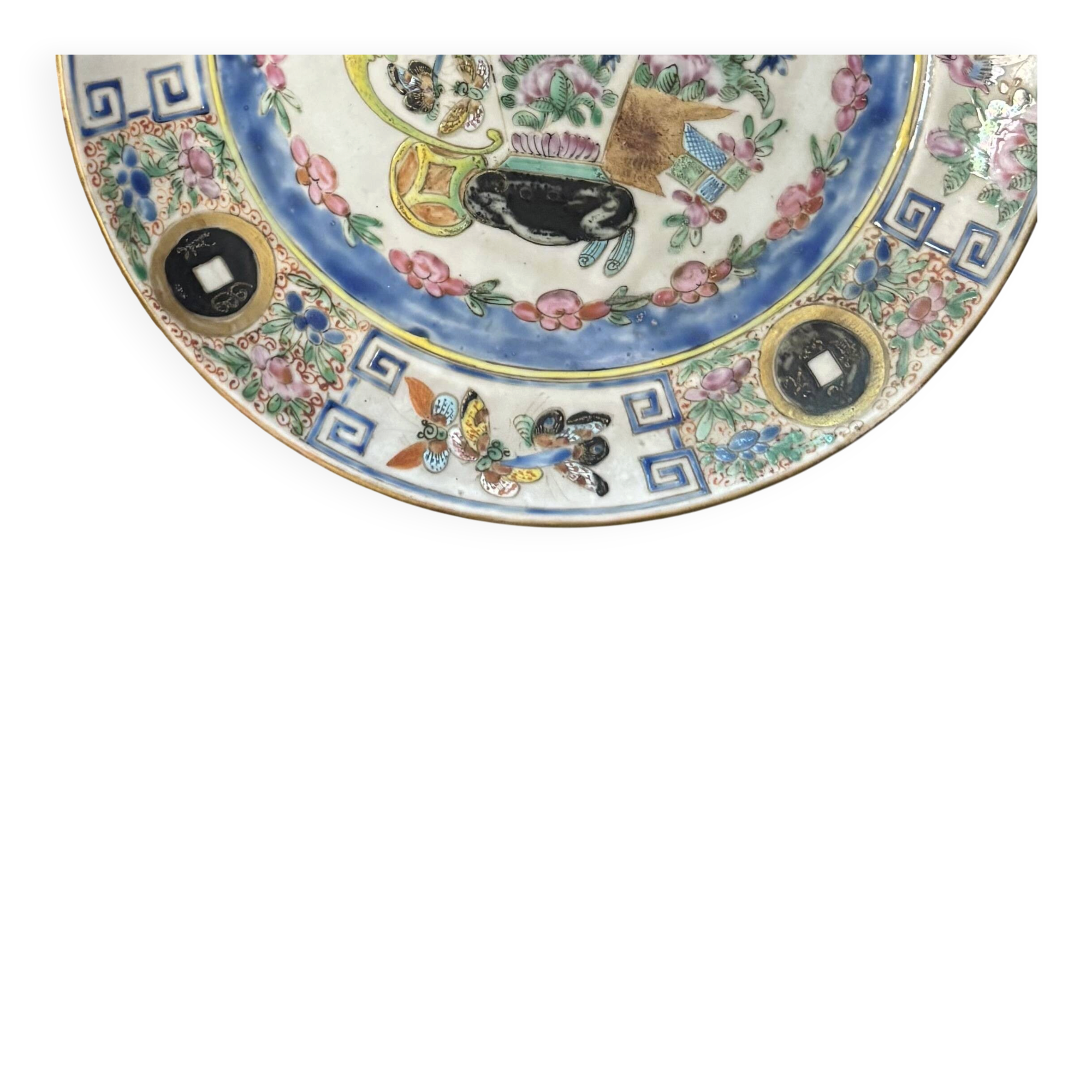 Porcelain plate Compagnie des Indes Famille rose 18th century Qianlong