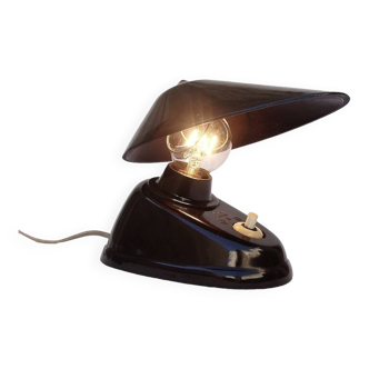 1930 wall lamp in Art Deco bakelite