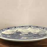 Blue dish in earthenware Delft Holland
