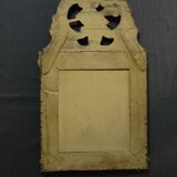 Miroir Régence à parcloses en bois sculpté doré 39 x 65 cm