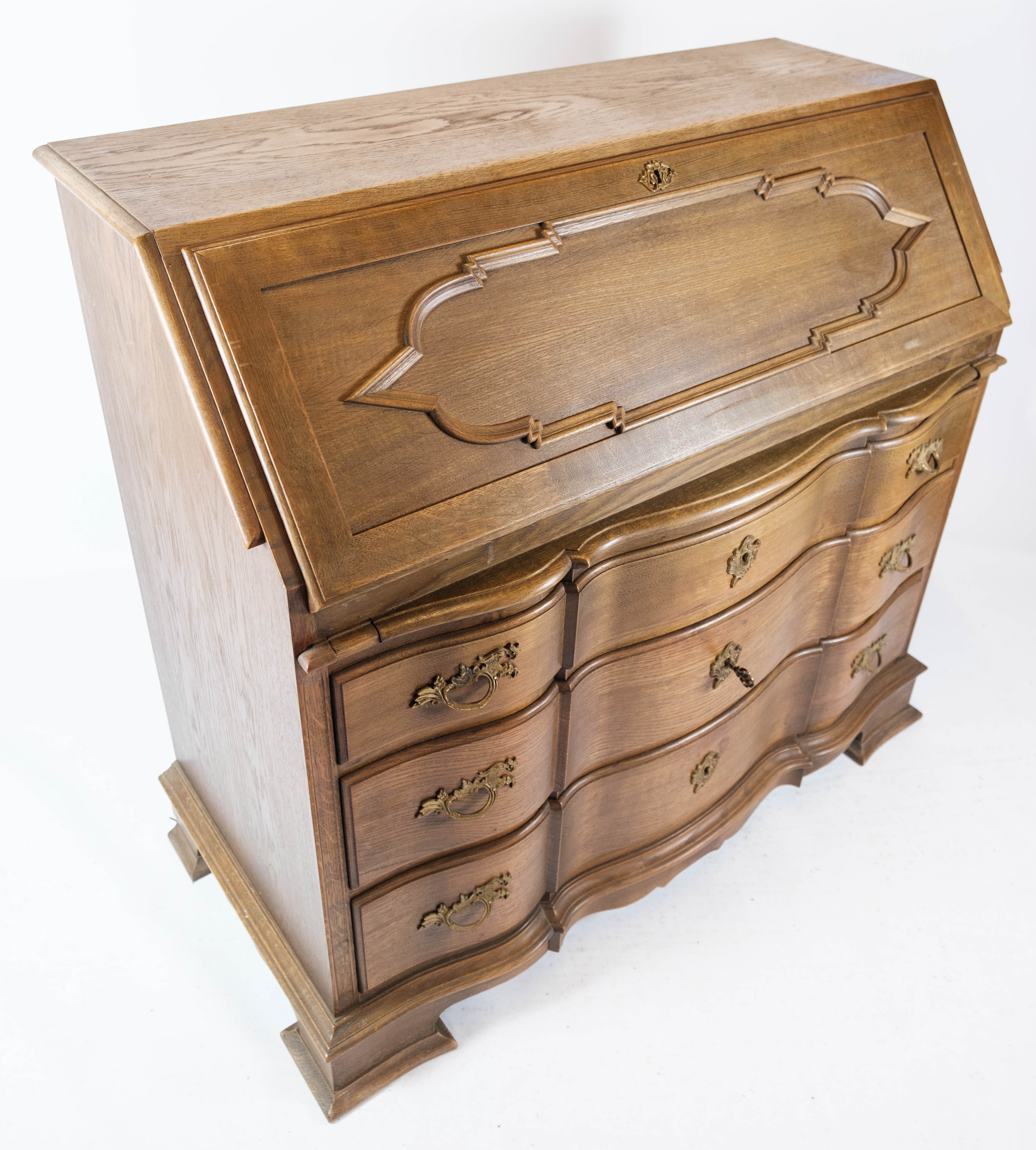 Bureau du chêne foncé, années 1940