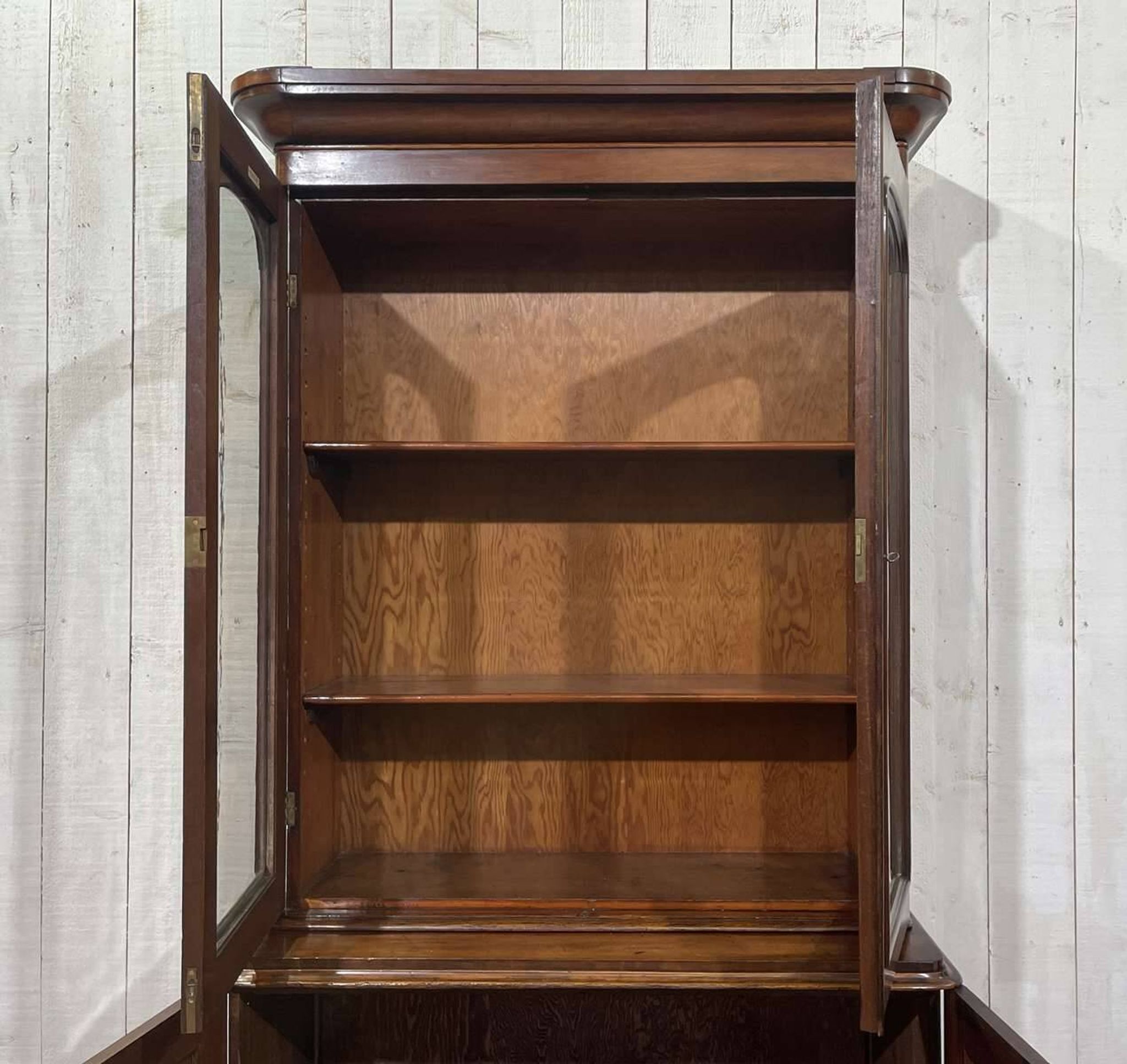 19th century English mahogany two-part bookcase