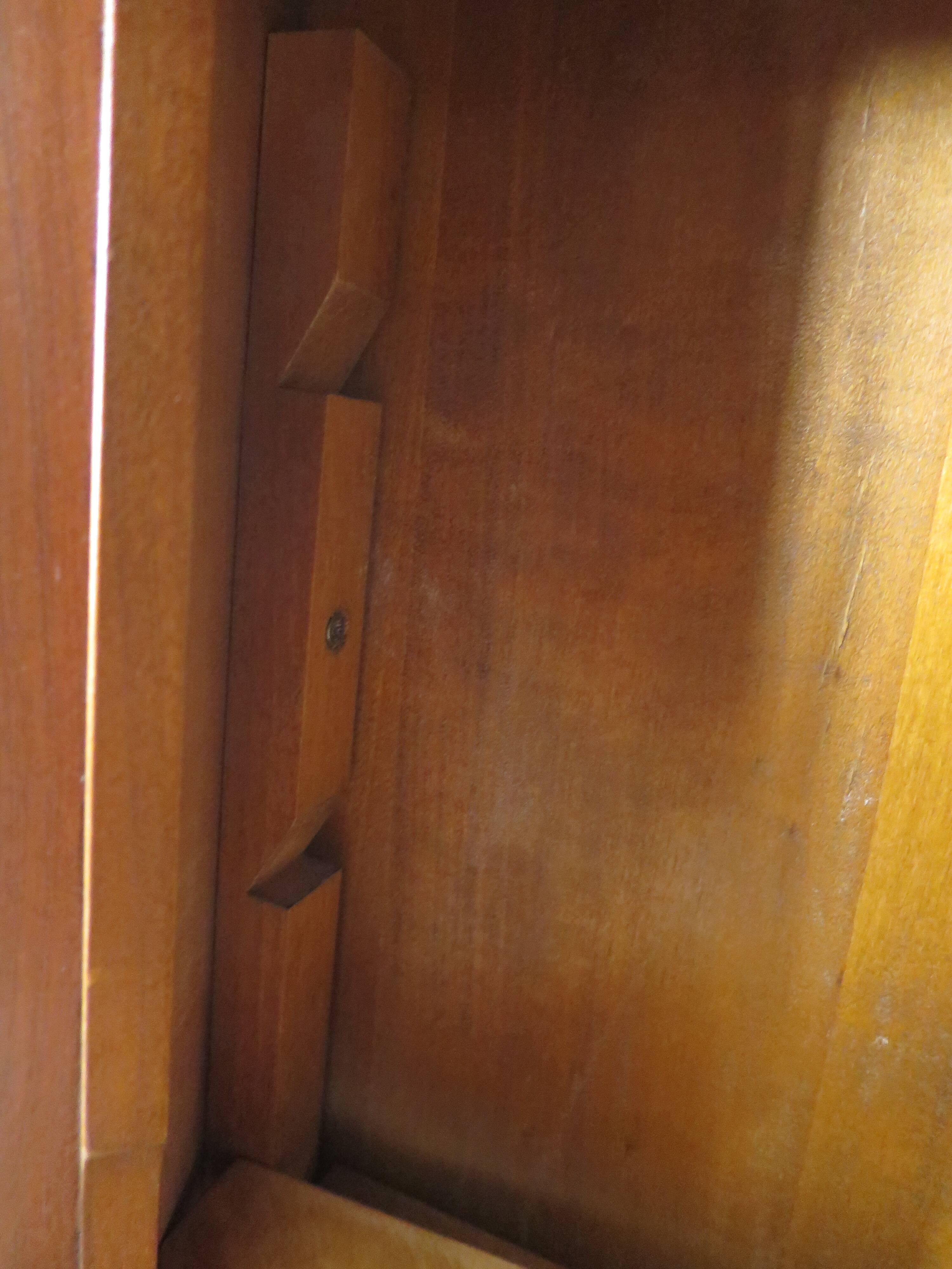 Beautiful corner cupboard - cherry stain - Drawer - one door - Louis Philippe style