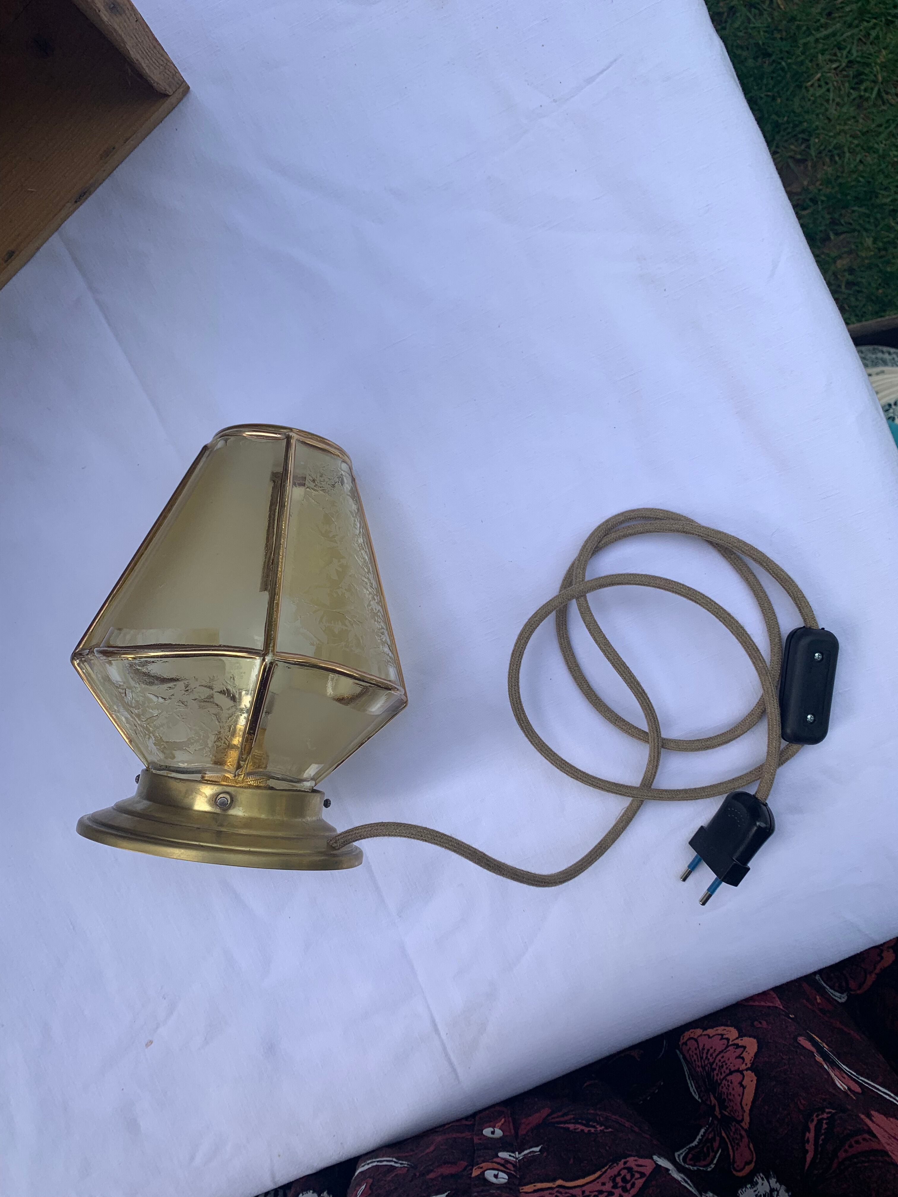Vintage artdecian gloge lamp