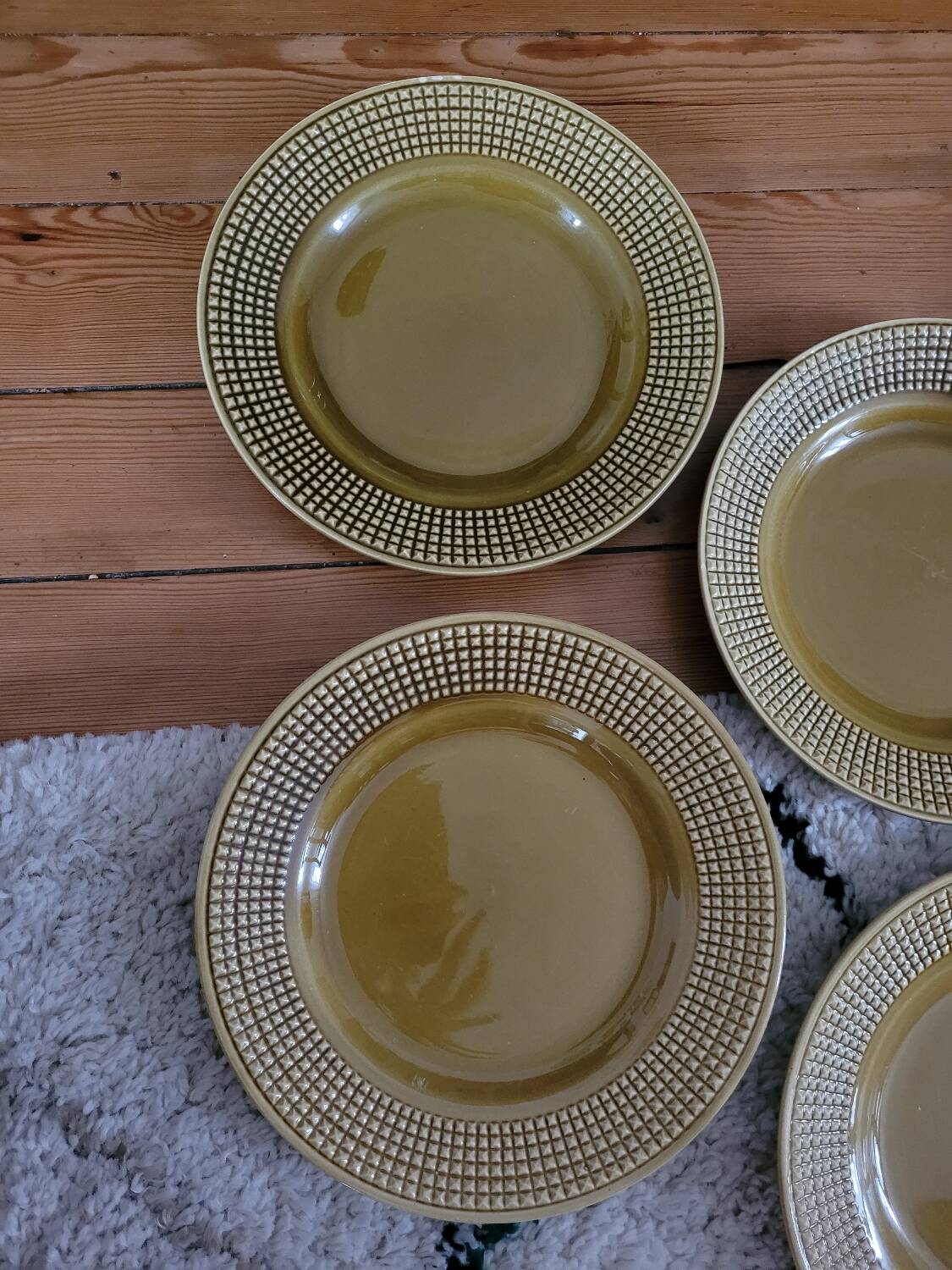 Set of 6 Niderviller flat plates