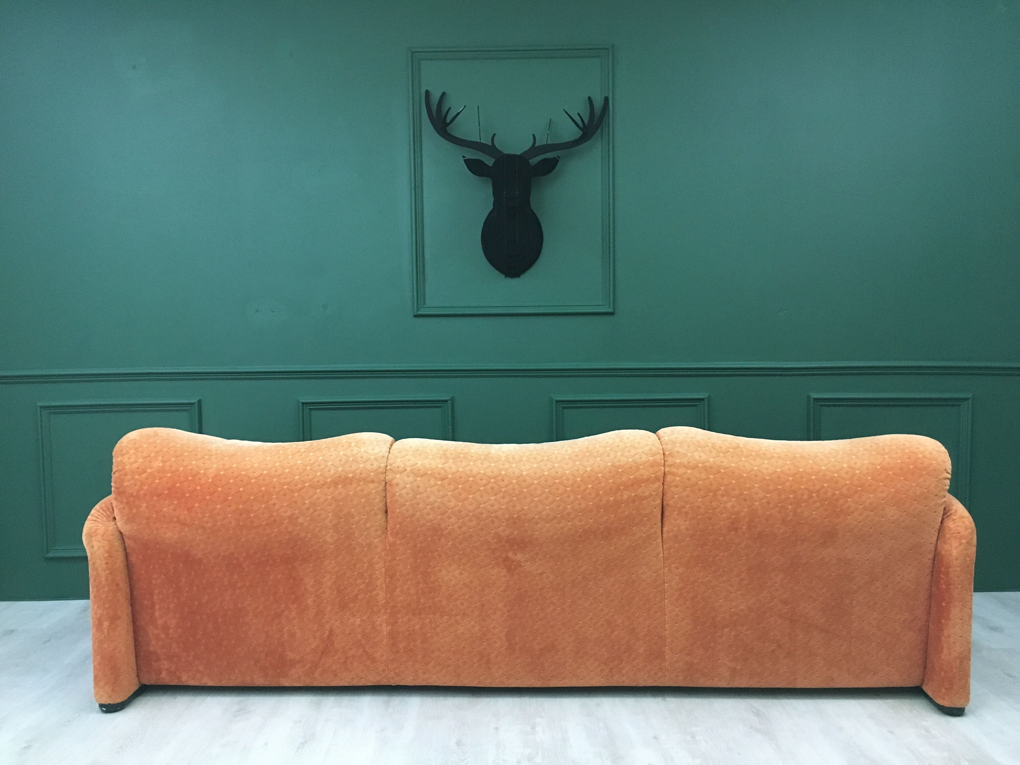 Maralunga 3 seater sofa by Vico Magistretti for Cassina