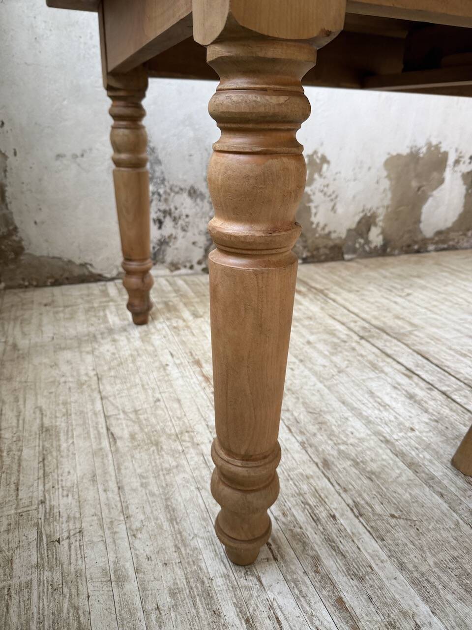 Table de ferme en merisier