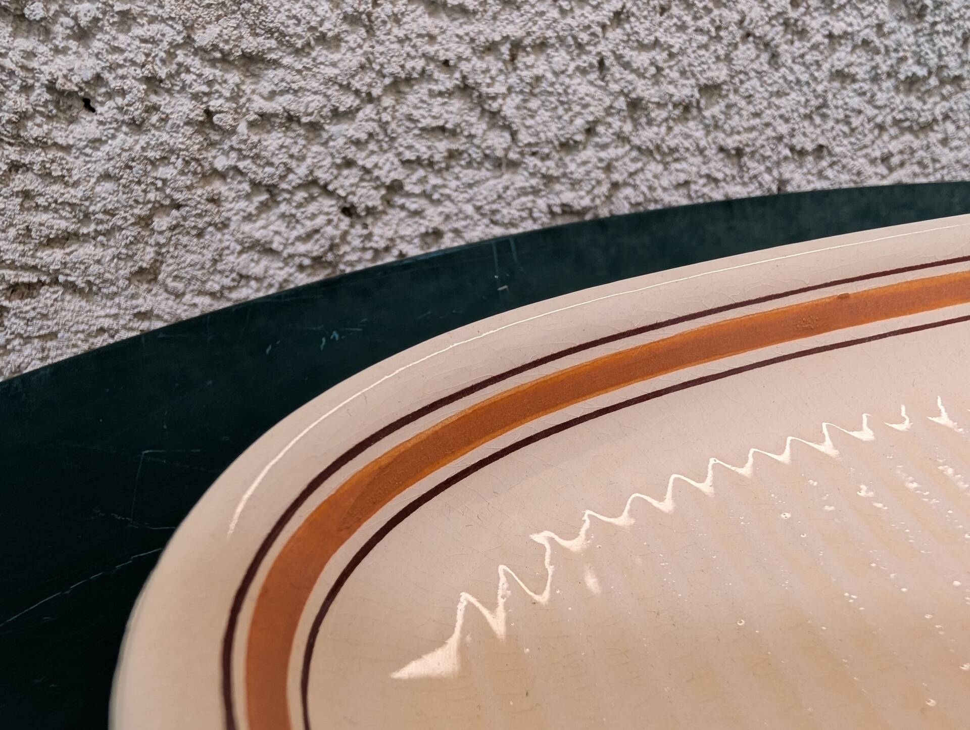 Ravier, oval Saint-Amand bowl from the 1950s in earthenware.