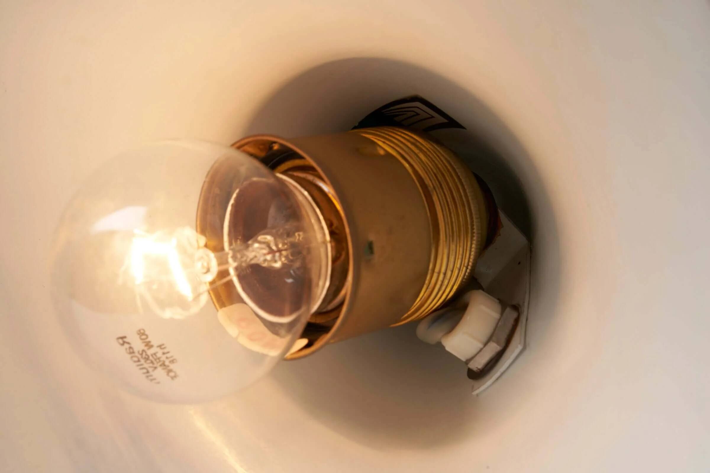 'Crowfoot' desk lamp by Karl-Heinz Kinsky