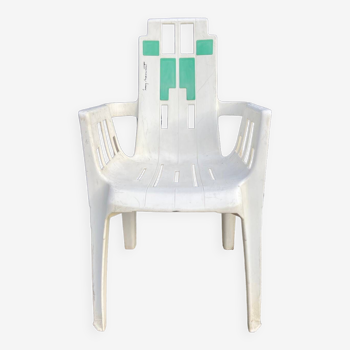 Boston garden chairs by Pierre Paulin