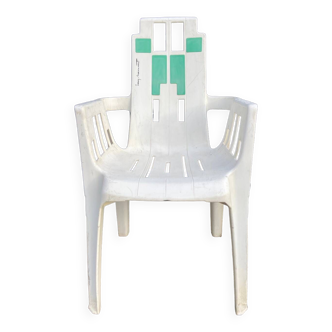 Boston garden chairs by Pierre Paulin