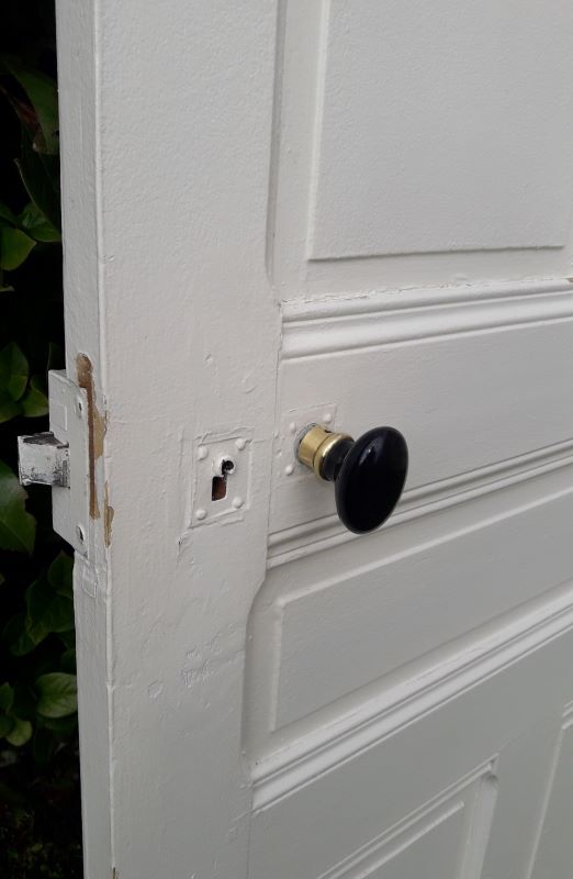 Communication door 81,8x217,7cm old molded