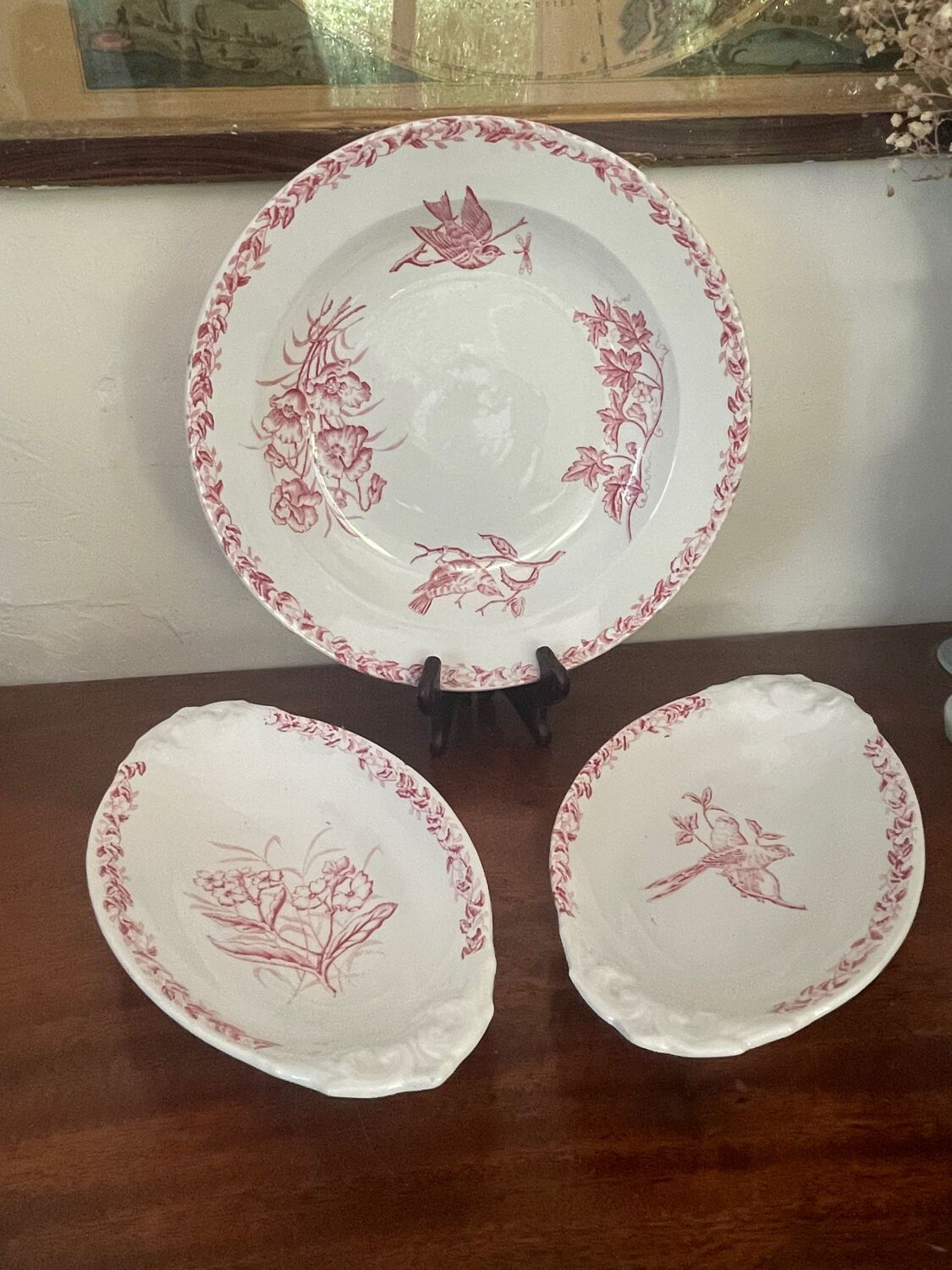 Set of three iron earth dishes