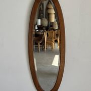 Miroir ovale vintage en chêne à glace biseautée H120 l43 P2