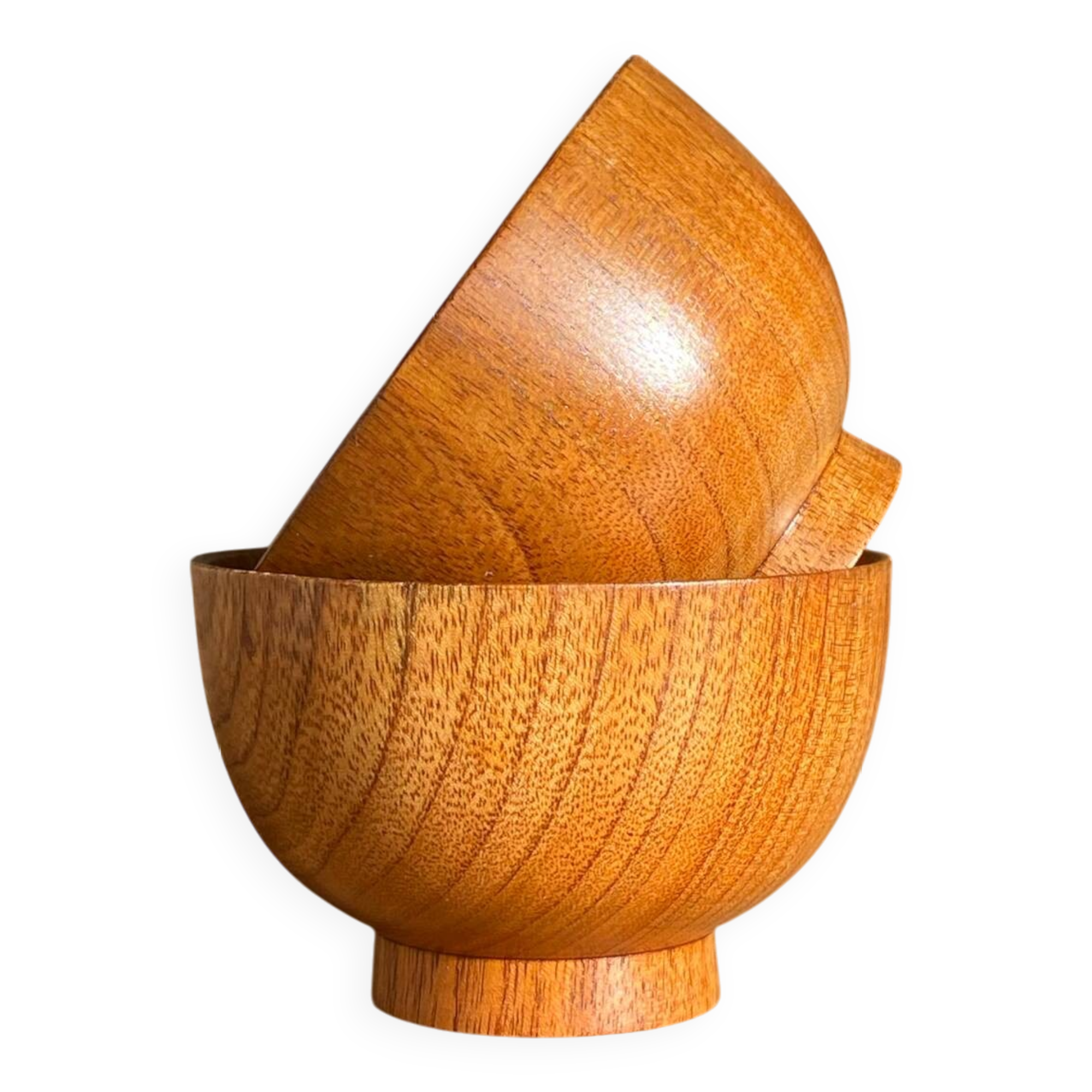 2 natural wooden bowls