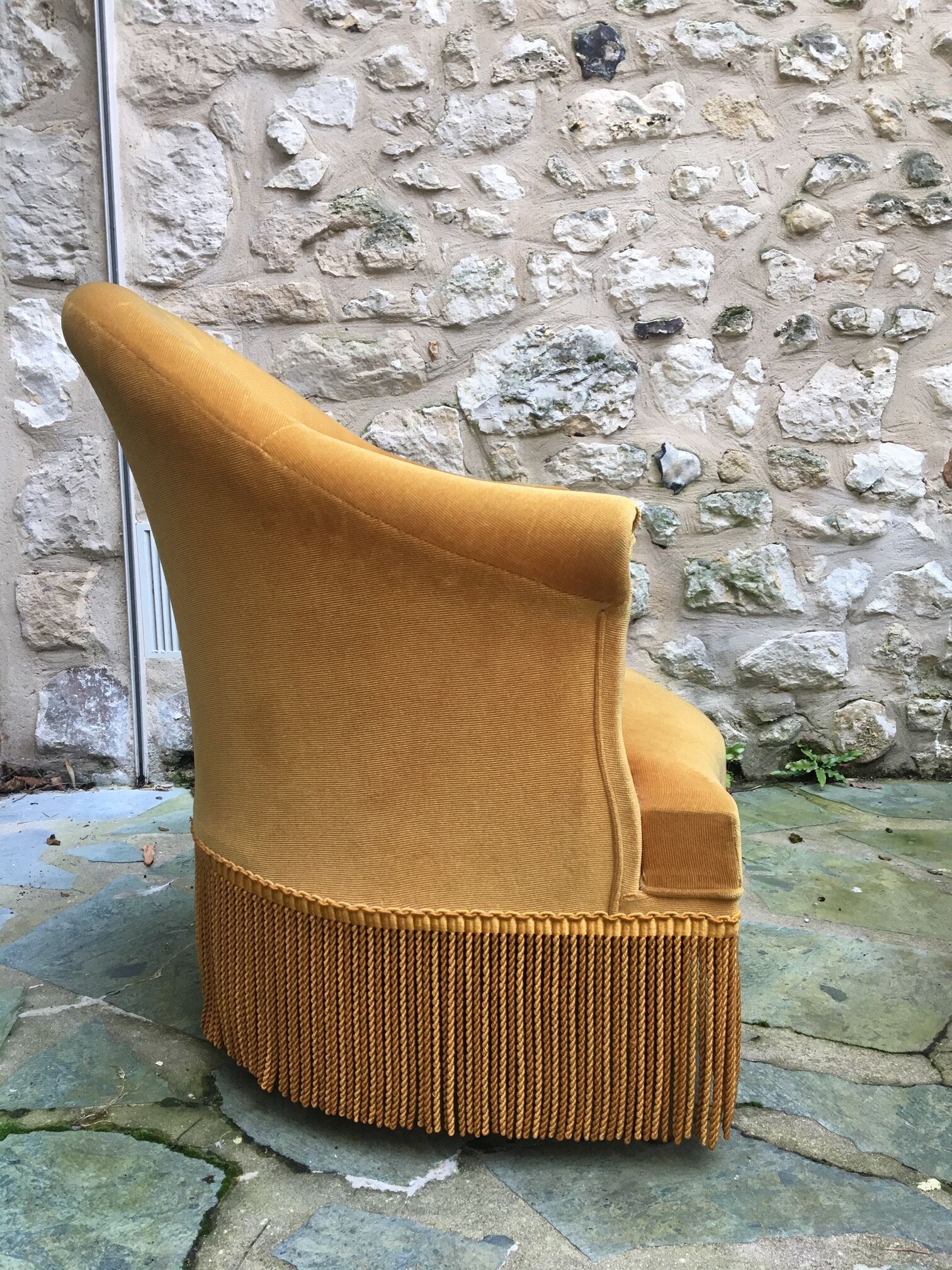 Velvet toad armchair