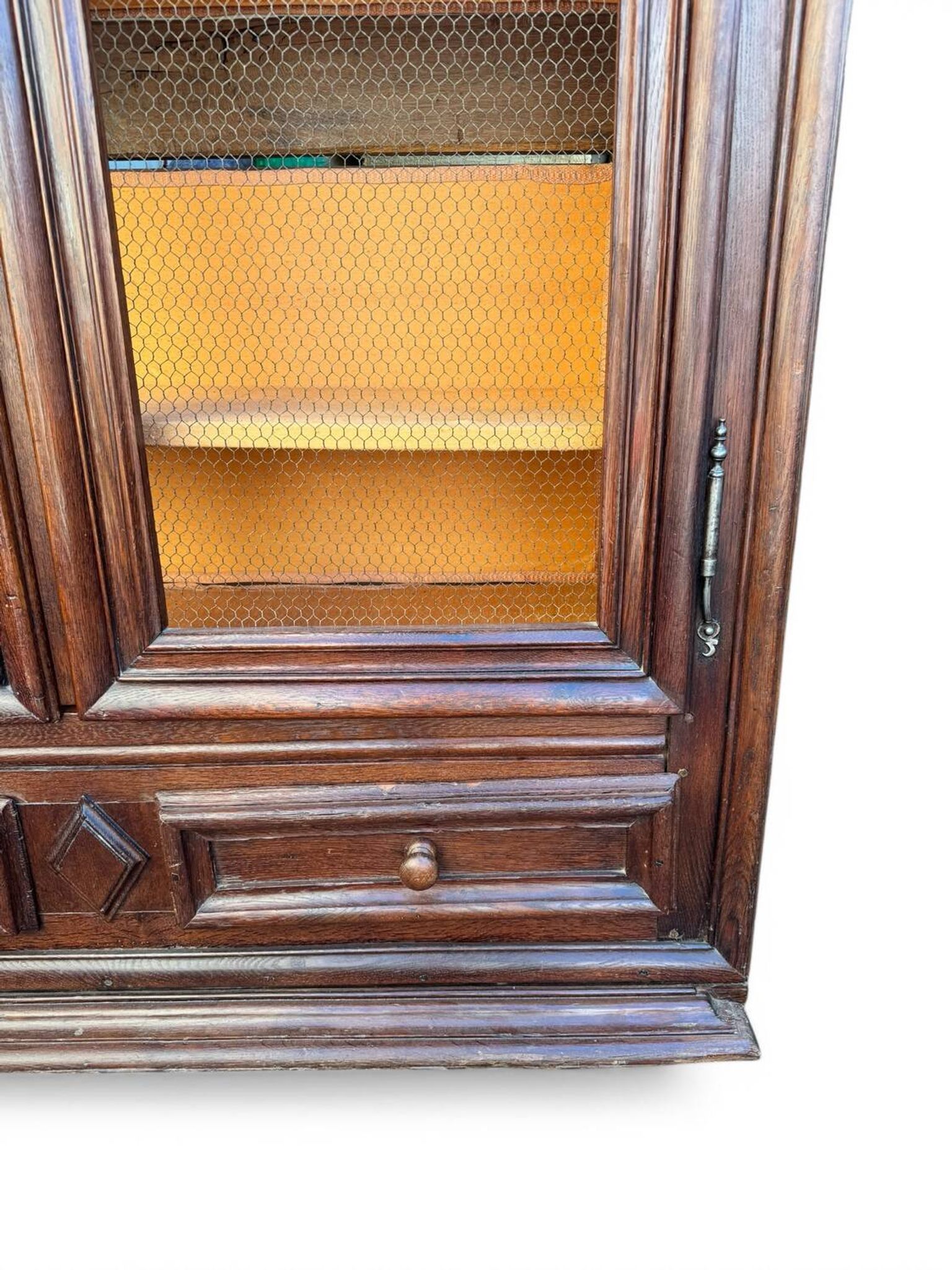 Wrought-iron library from the Louis XIII - Louis XIV period, oak, 17th century.