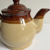 Ceramic teapot