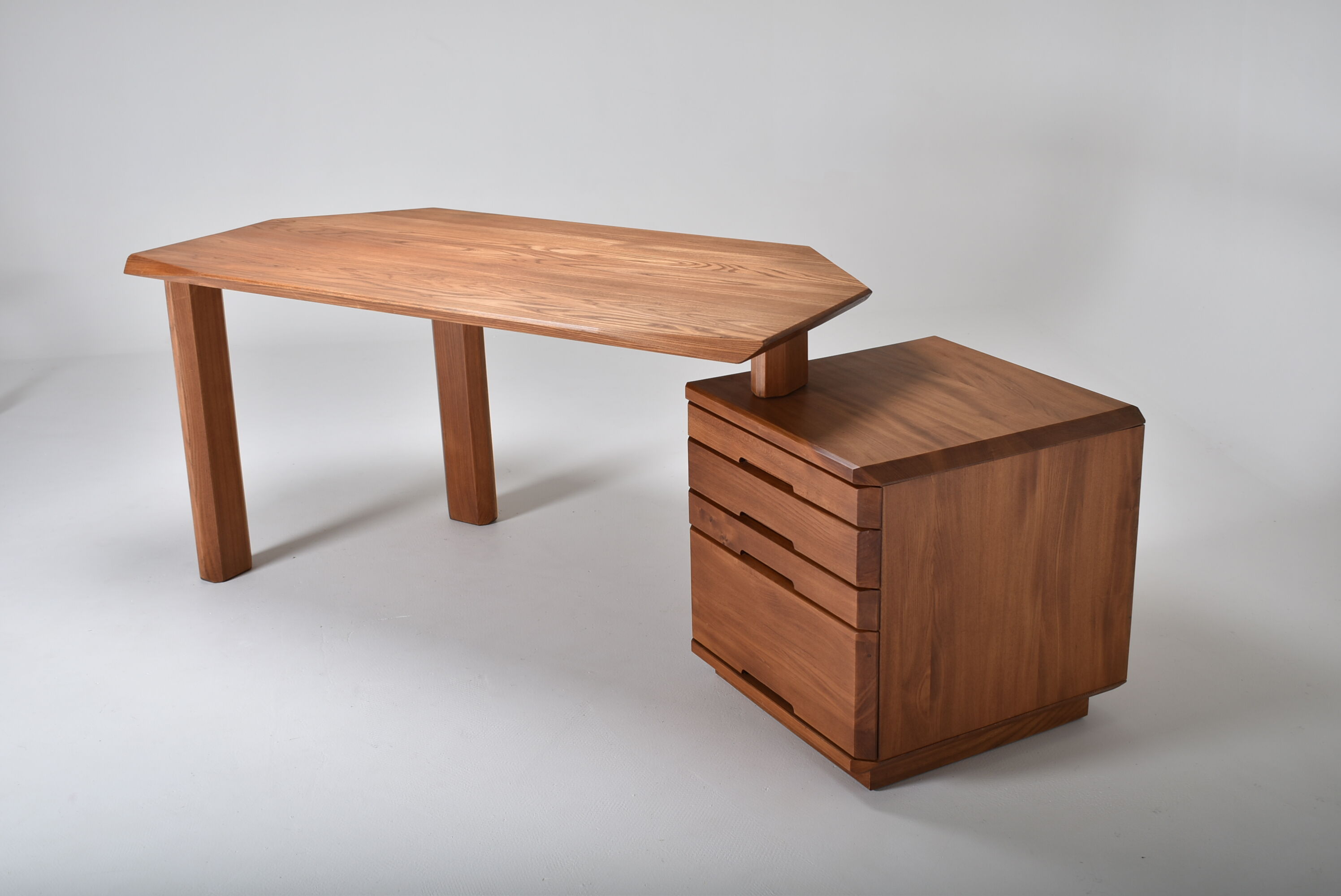 Desk B40 by Pierre Chapo