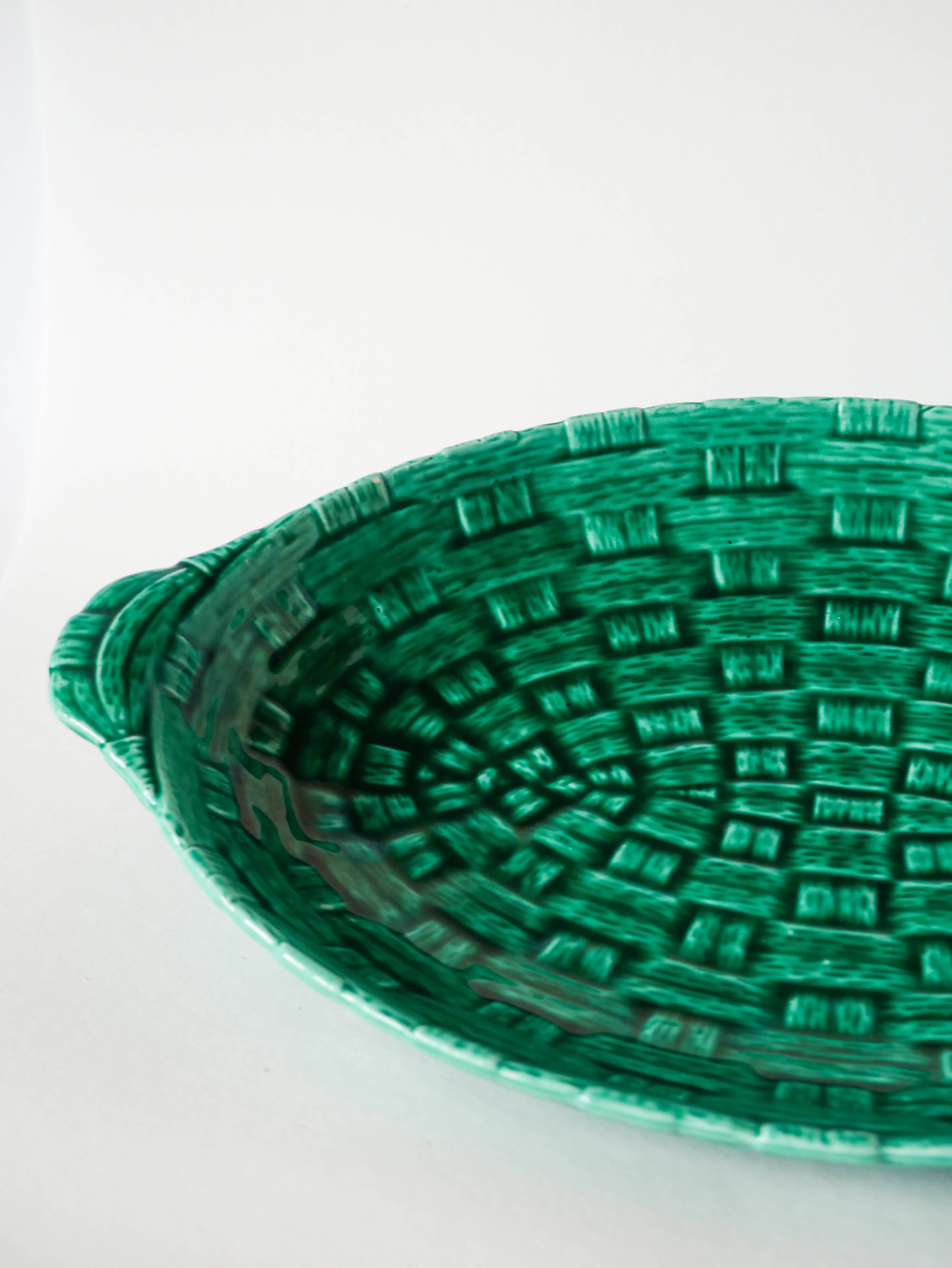 Large slip dish, green woven bamboo model, 1970