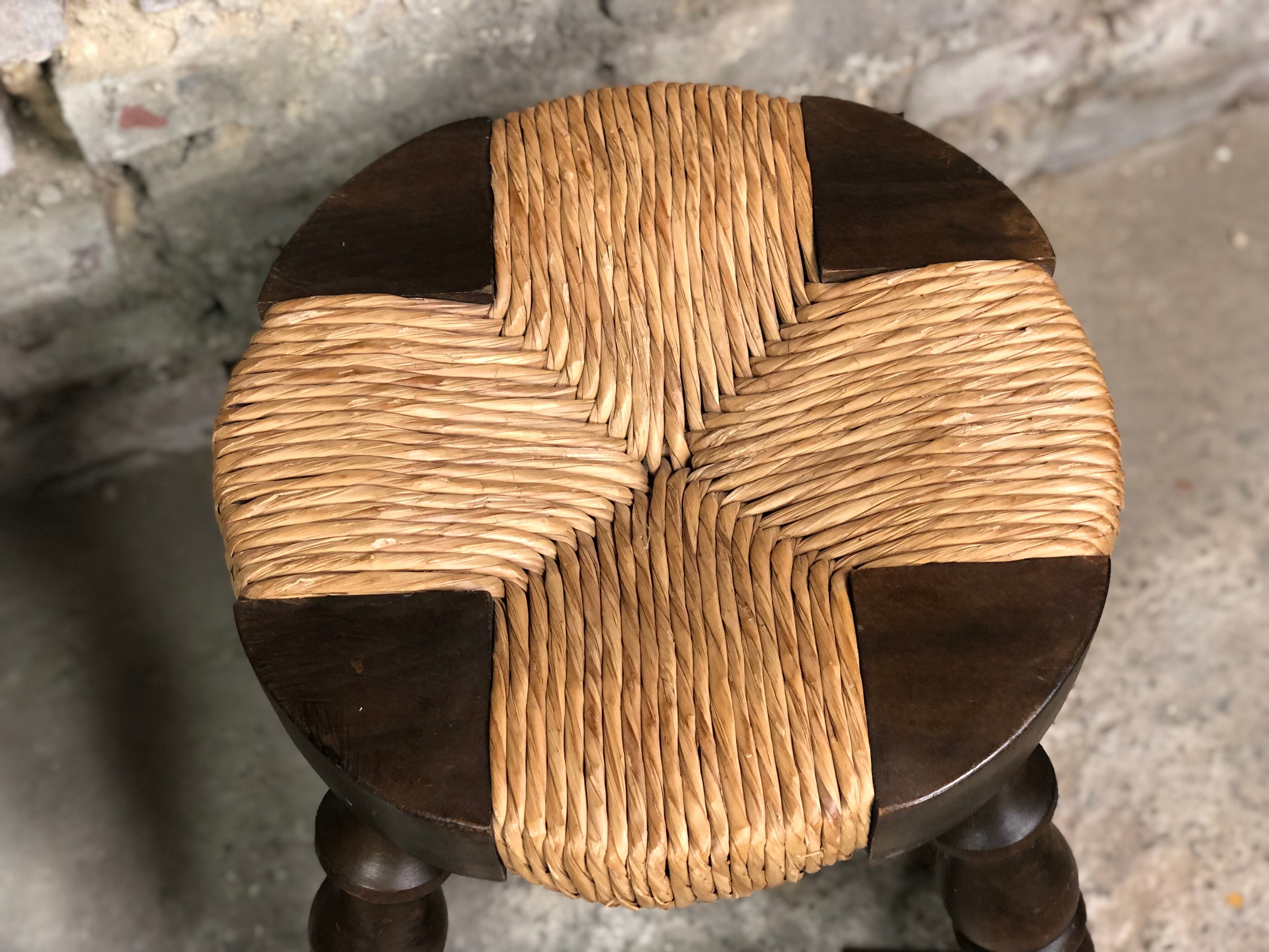 Set of 2 stools in wood and woven straw vintage 1960