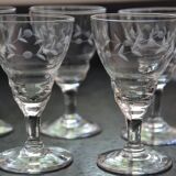 8 small old chiseled glasses
