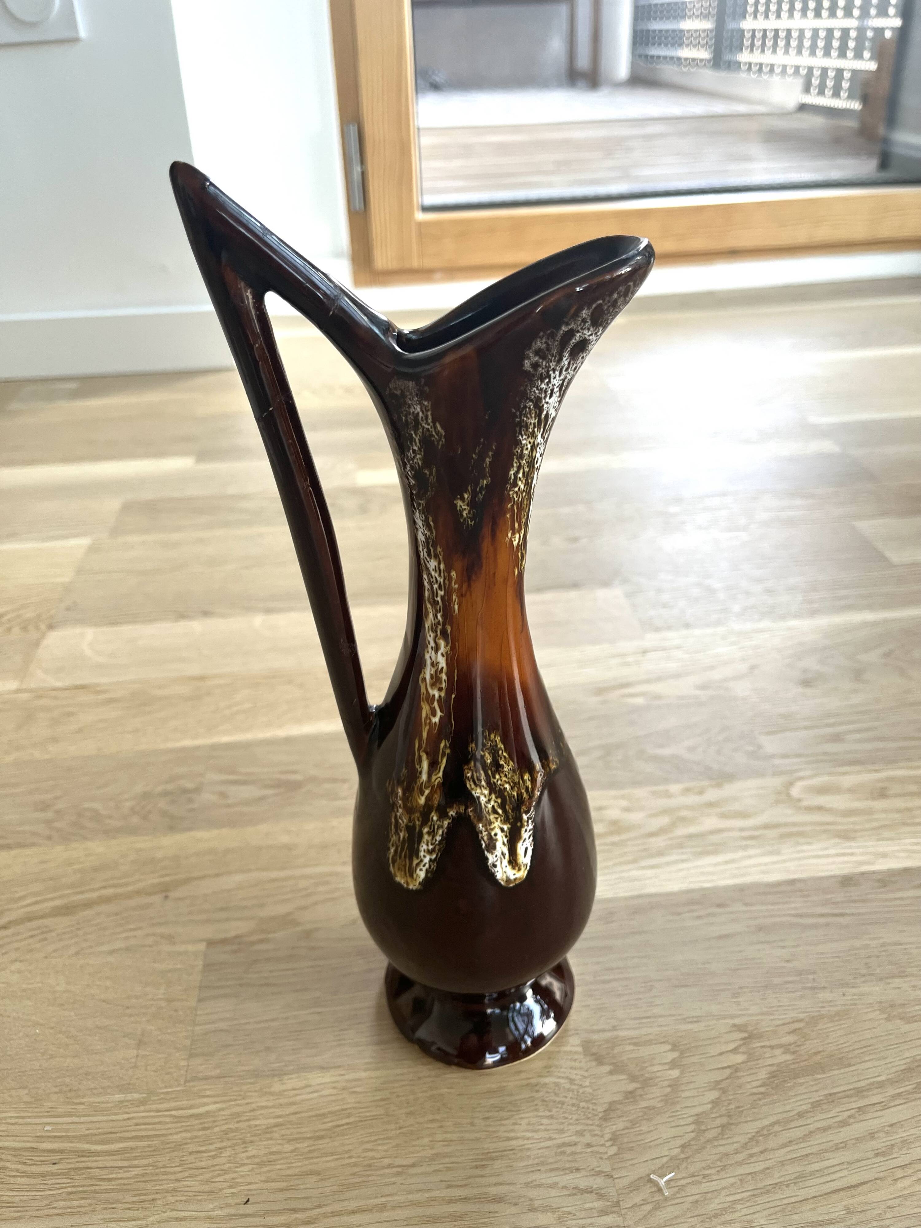 Vase - pichet en céramique de Vallauris