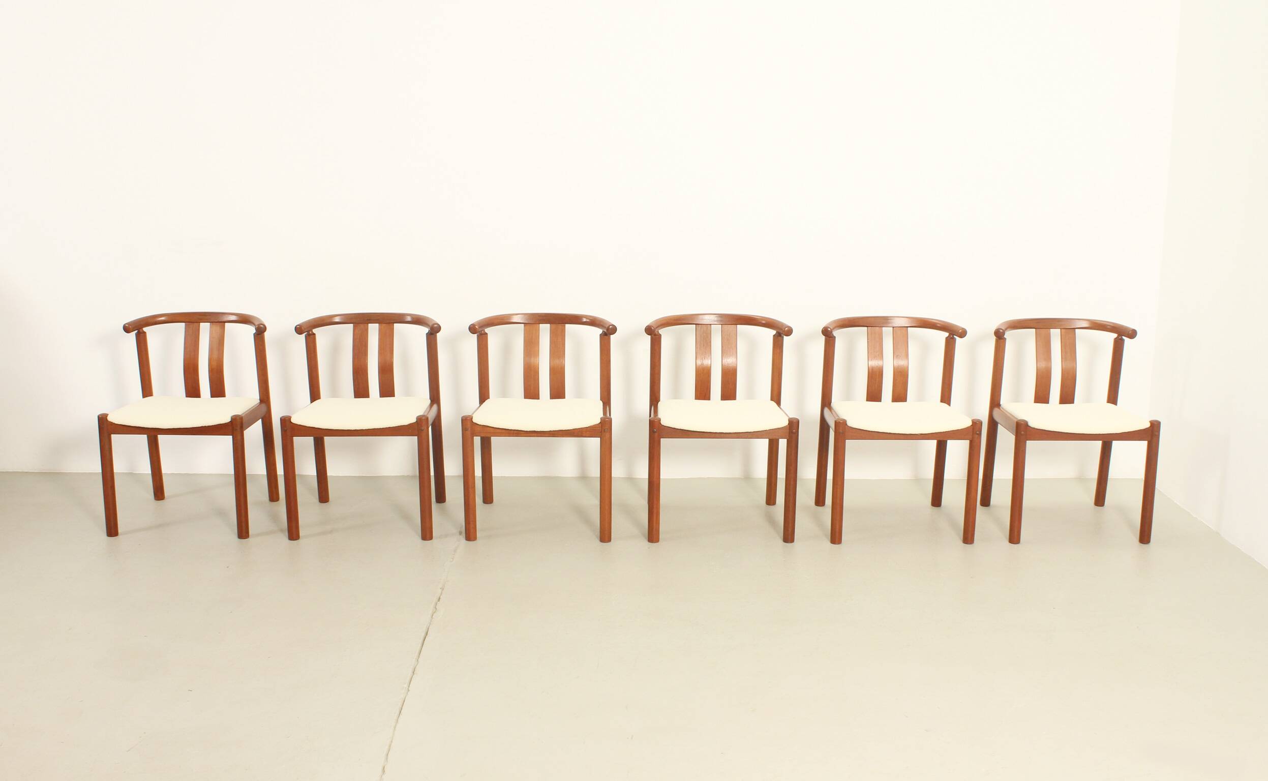 Six teak chairs by Hans J. Frydendal, Denmark 1970
