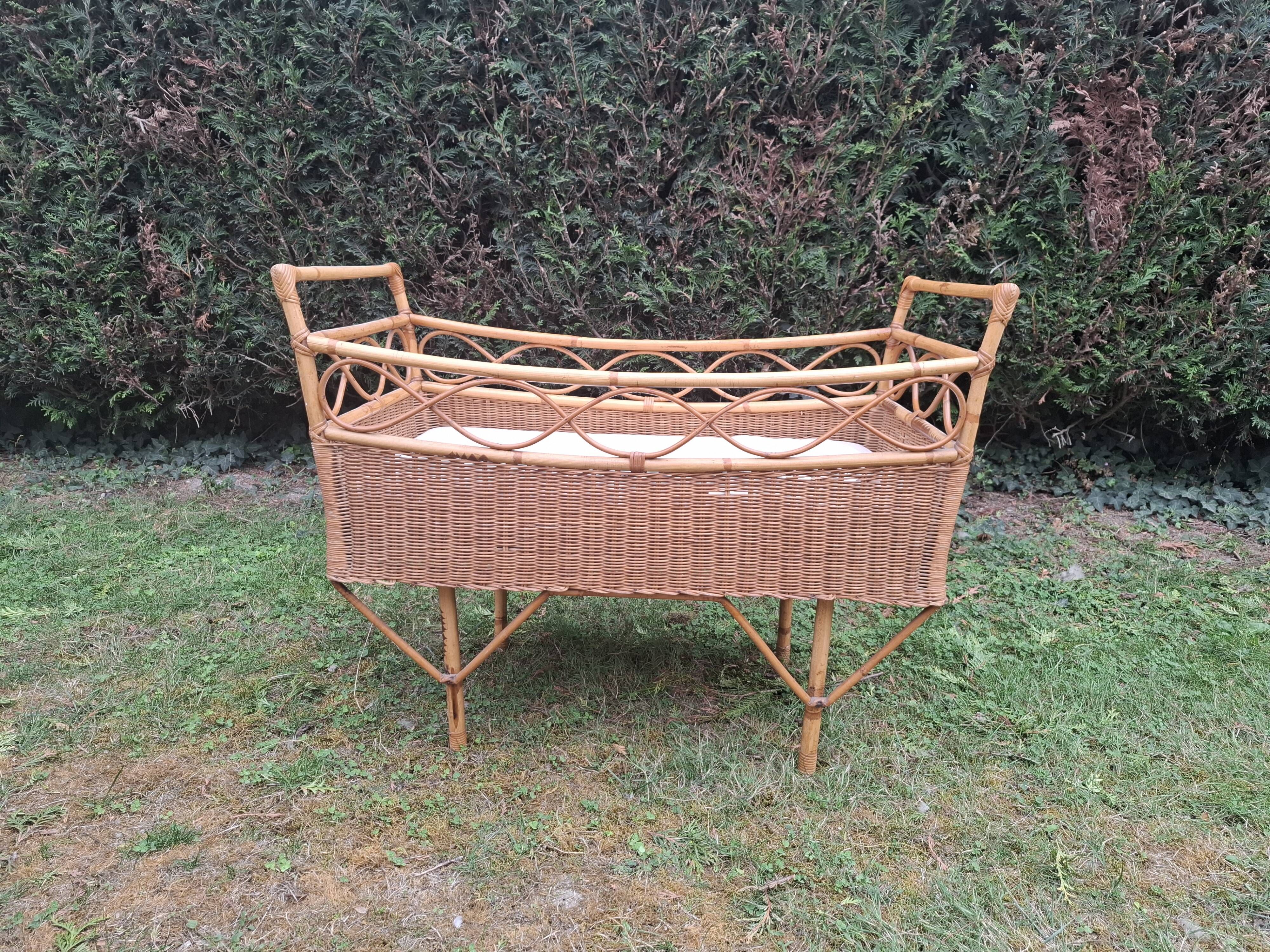 Vintage rattan baby cot