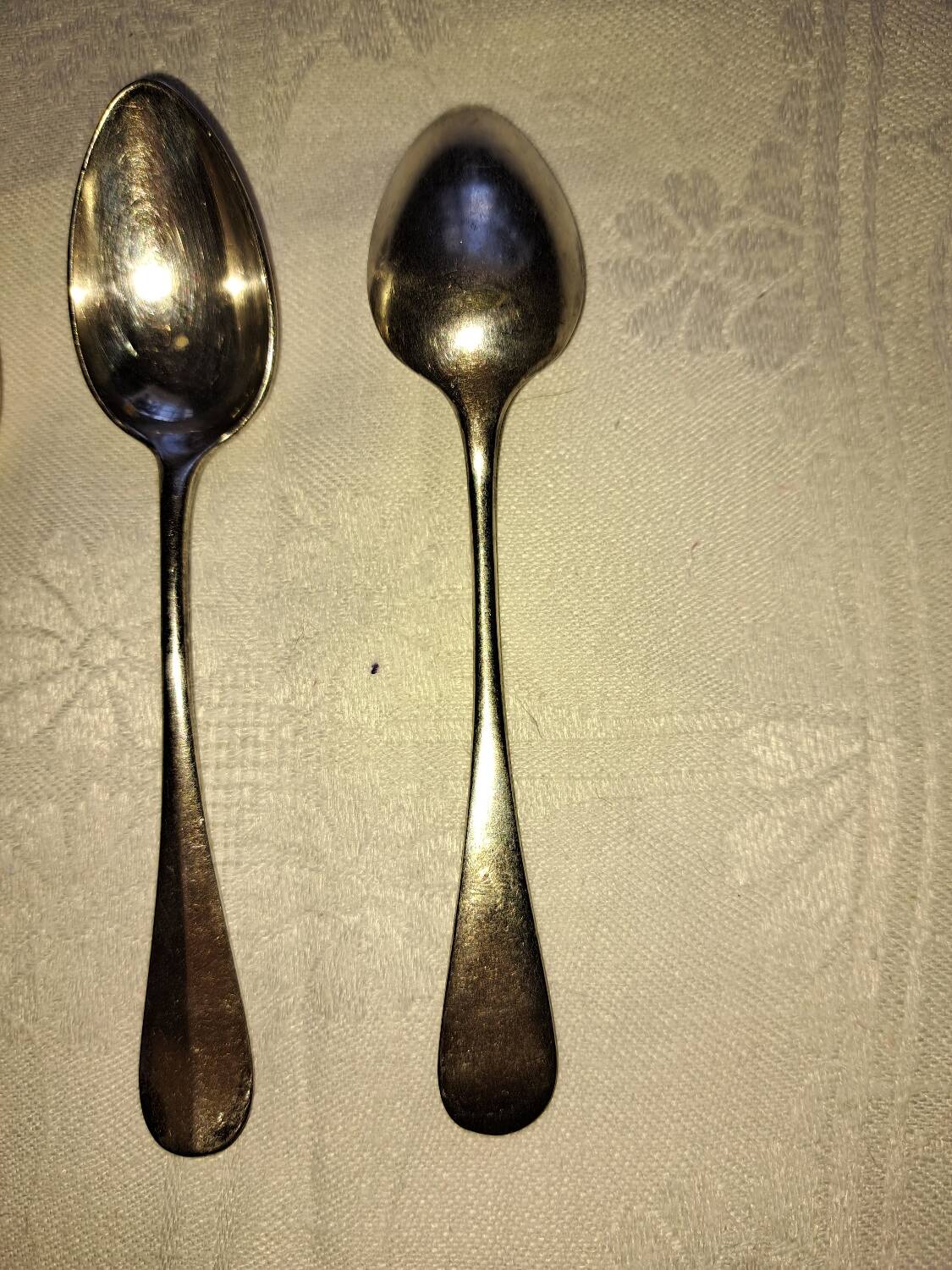 Silver-plated metal spoons. Maison Christofle.