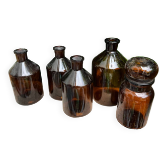 Herbalist style amber jars/vase