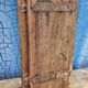 Ancienne fenêtre tribale en bois