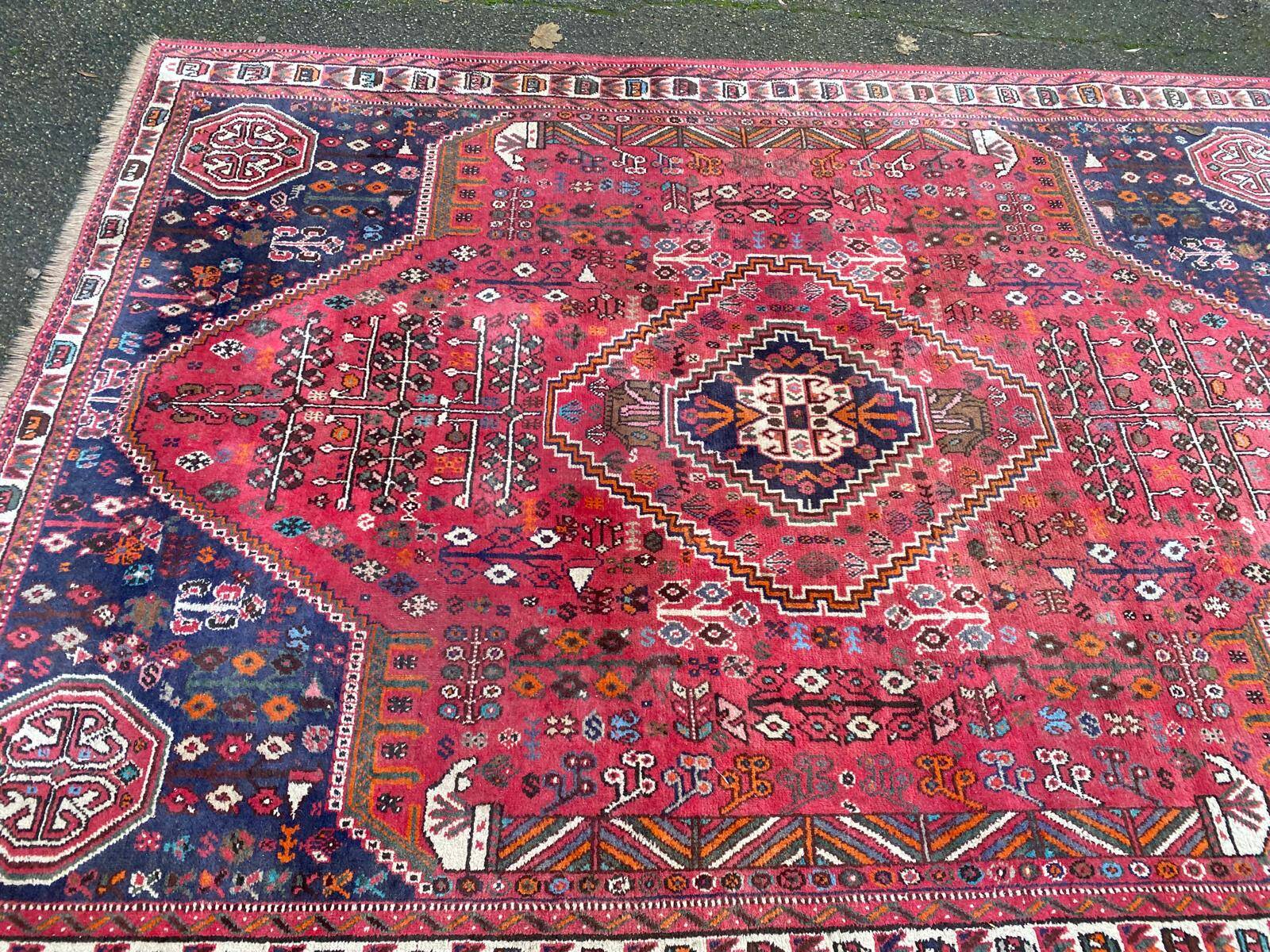 Handmade Persian rug, grey wool, knotted burgundy, 200x300cm