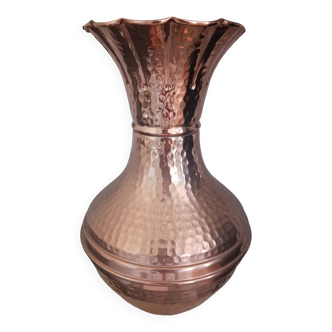 Vase en cuivre