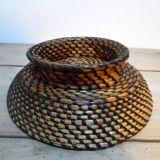 Wicker fruit bowl