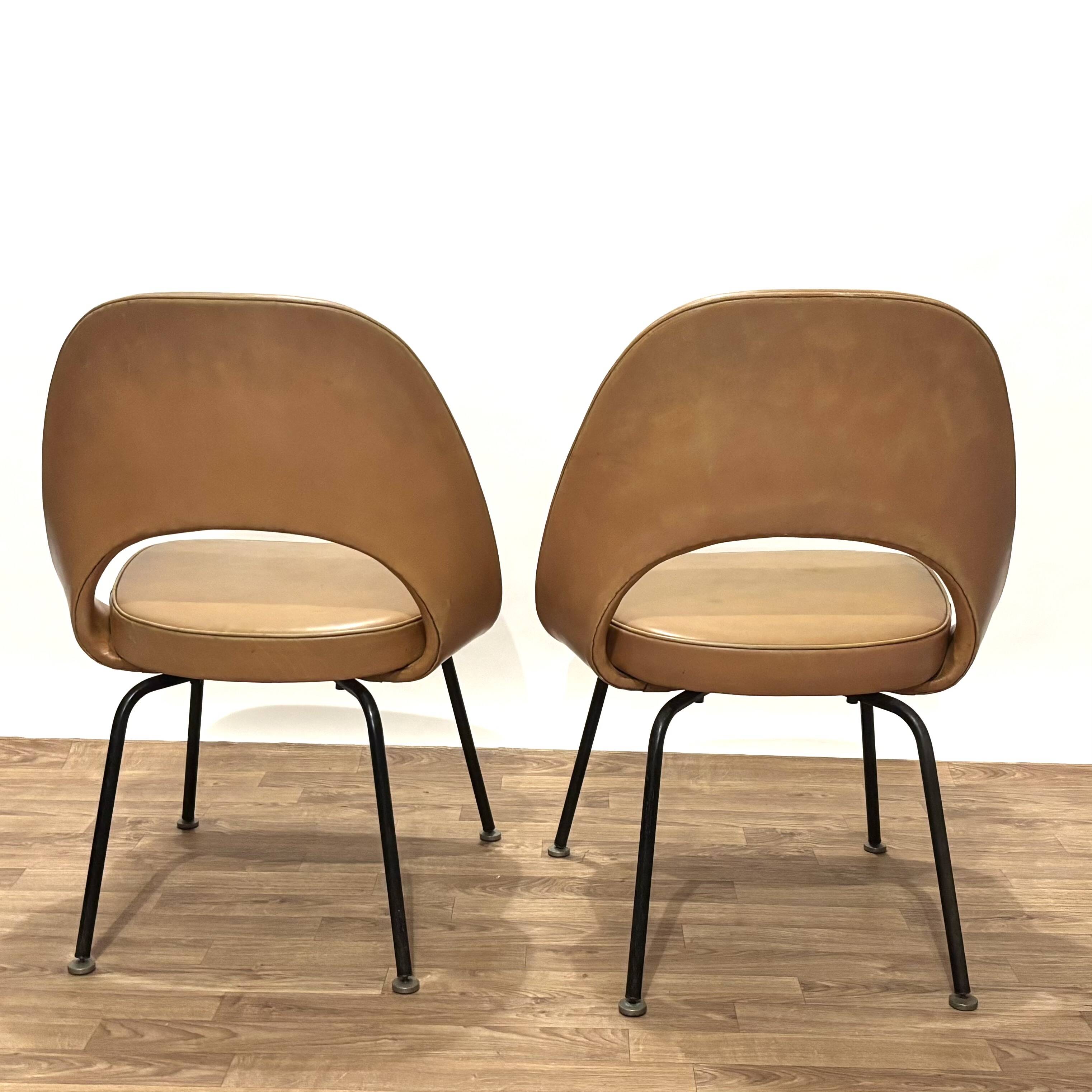 Set de 4 chaises Conférence de Saarinen pour Knoll International