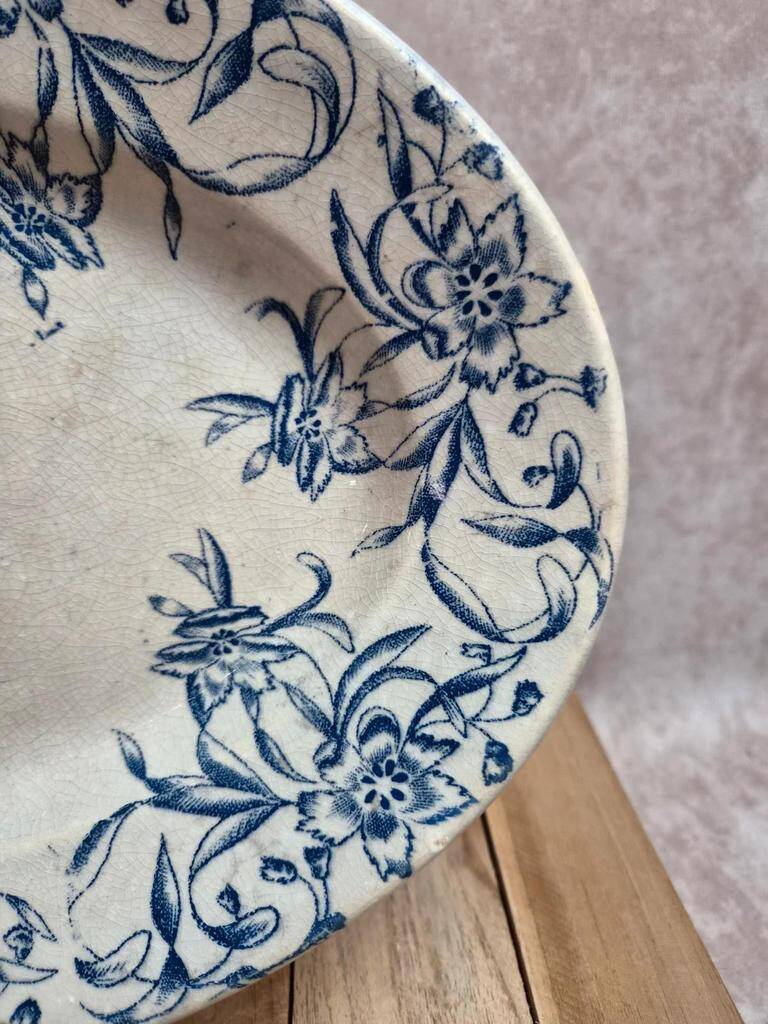 Antique oval plate, blue ironstone with floral decoration – 34 cm